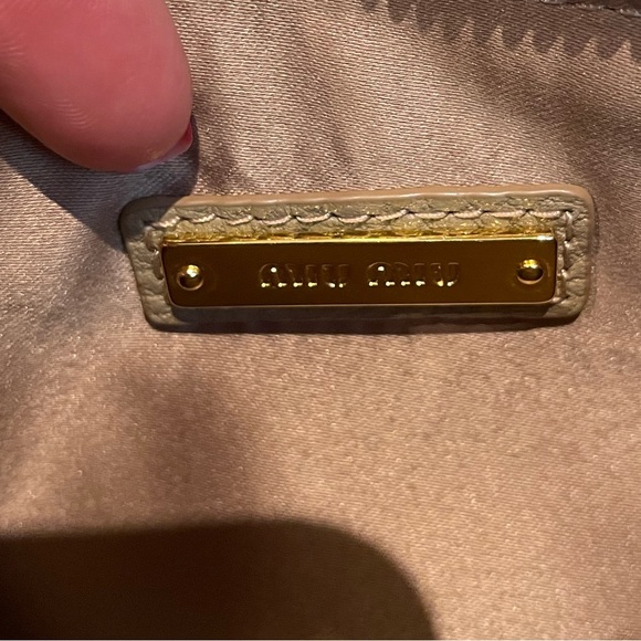 Authentic Miu Miu cross body - Picture 12 of 15